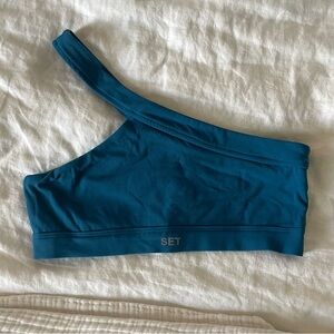 Set Active One Shoulder Top